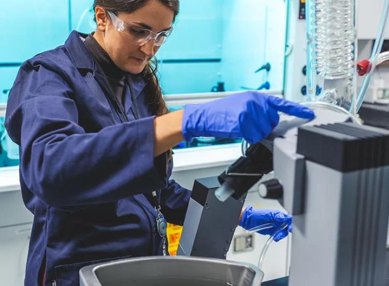 Forge Your Path-Students_lab tech