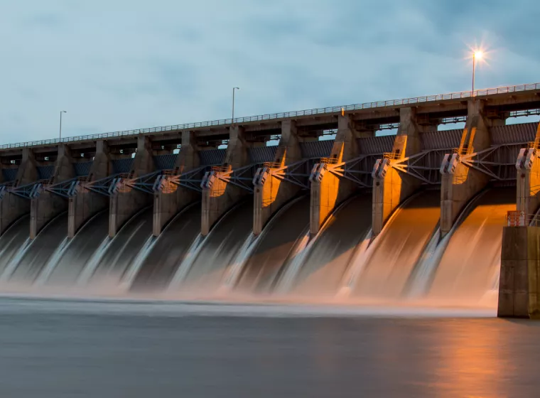 A large hydroelectric dam. Exponent helps you Identify and address hazards and plan for appropriate water supply.