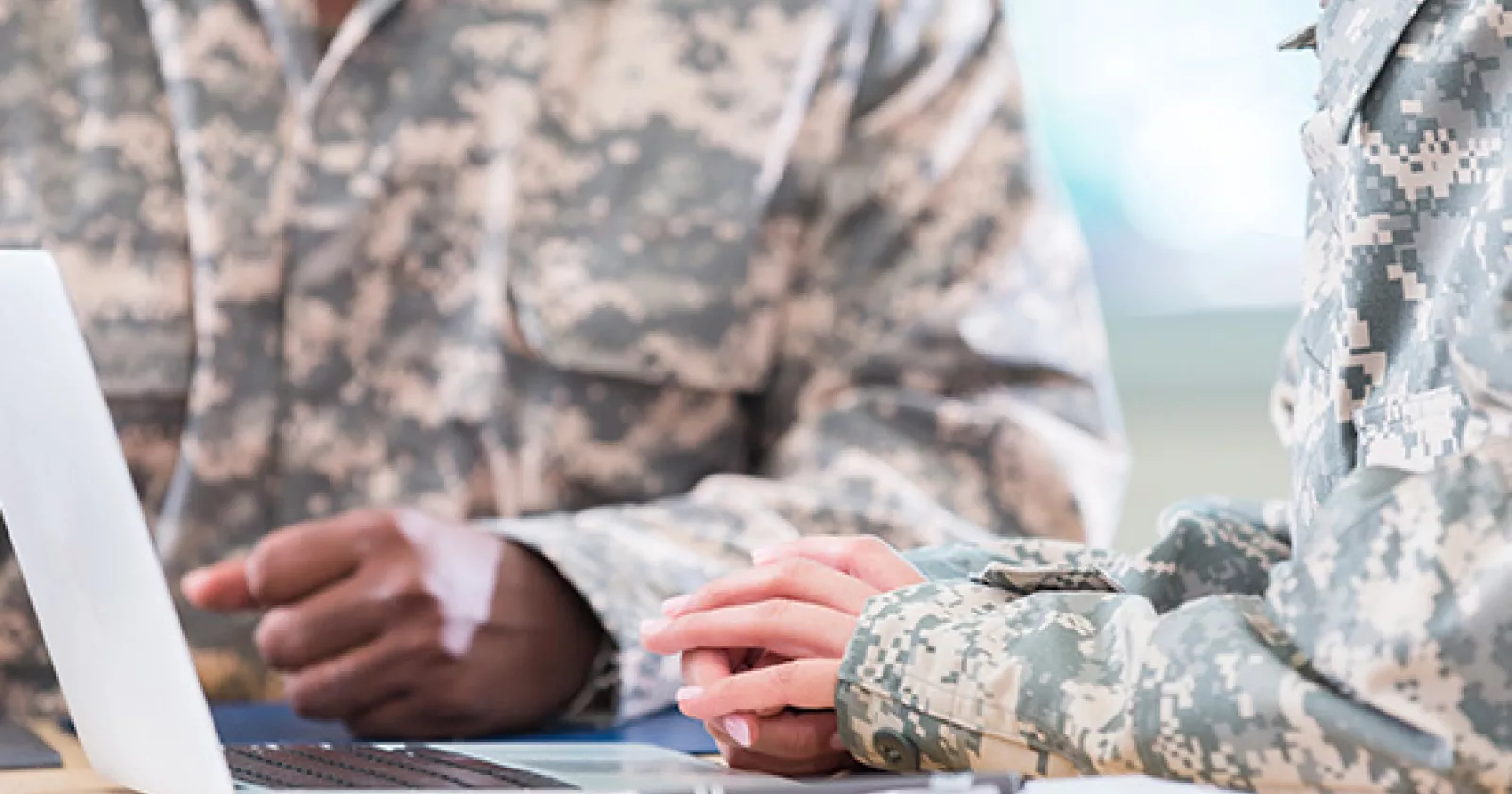 army/soldiers with laptop