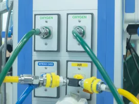 Pipe line oxygen and vacuum adaptor on the wall for helping patient in operating room